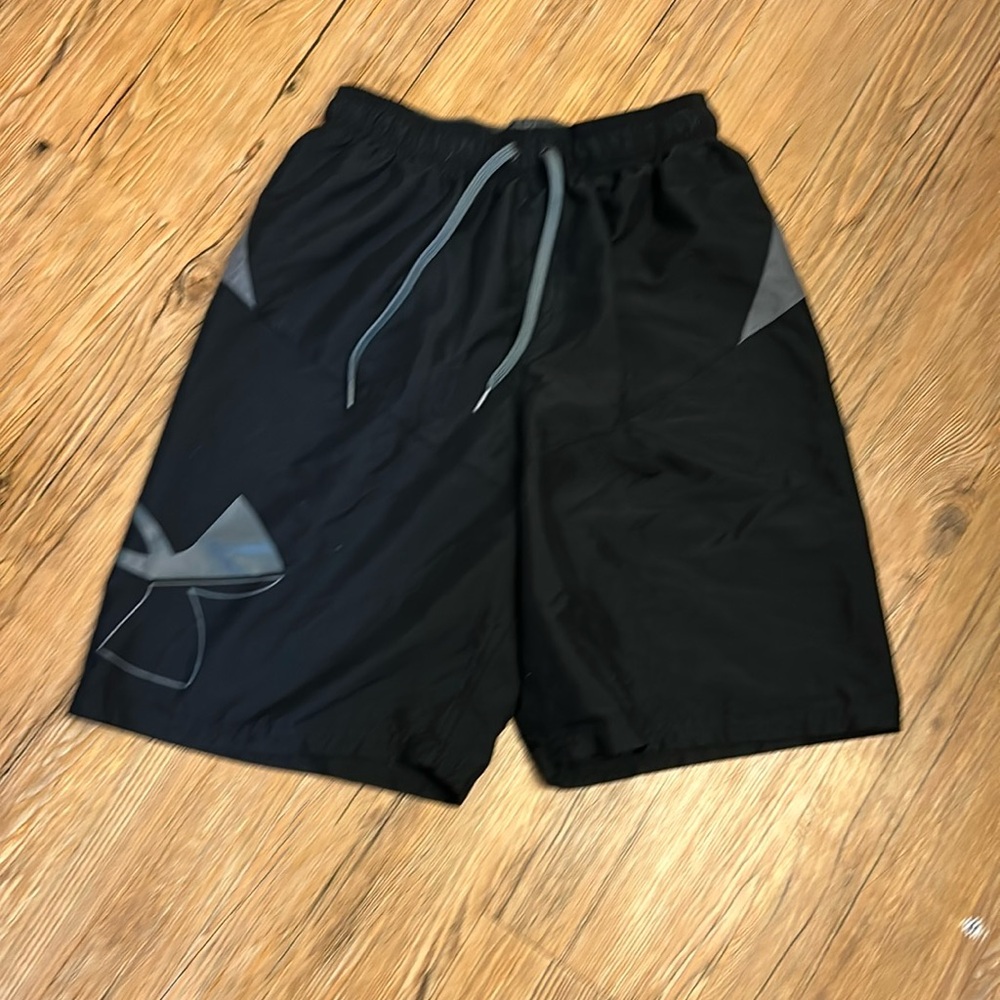 Under Armour Men’s Swim Trunks Black/ Grey ~12.5” across waist